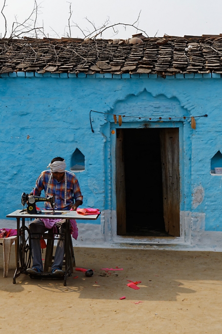 Sur la route d'Orchha-083